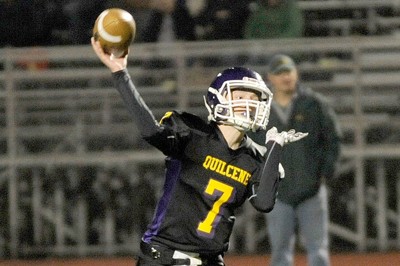 STATE FOOTBALL: Quilcene’s Holdem Elkins knows when to throw