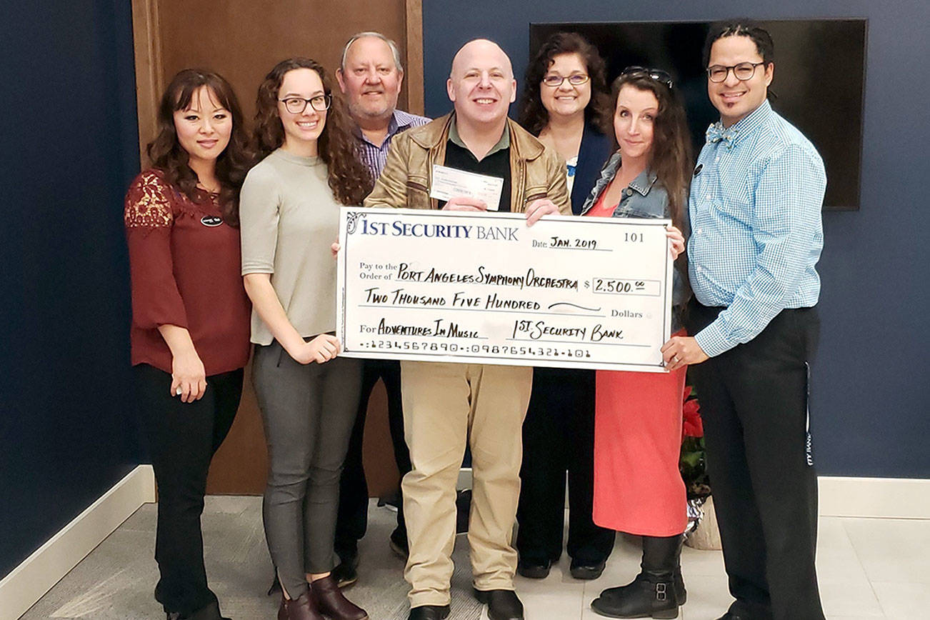 Adventures in Music receives $2,500 1st Security gift