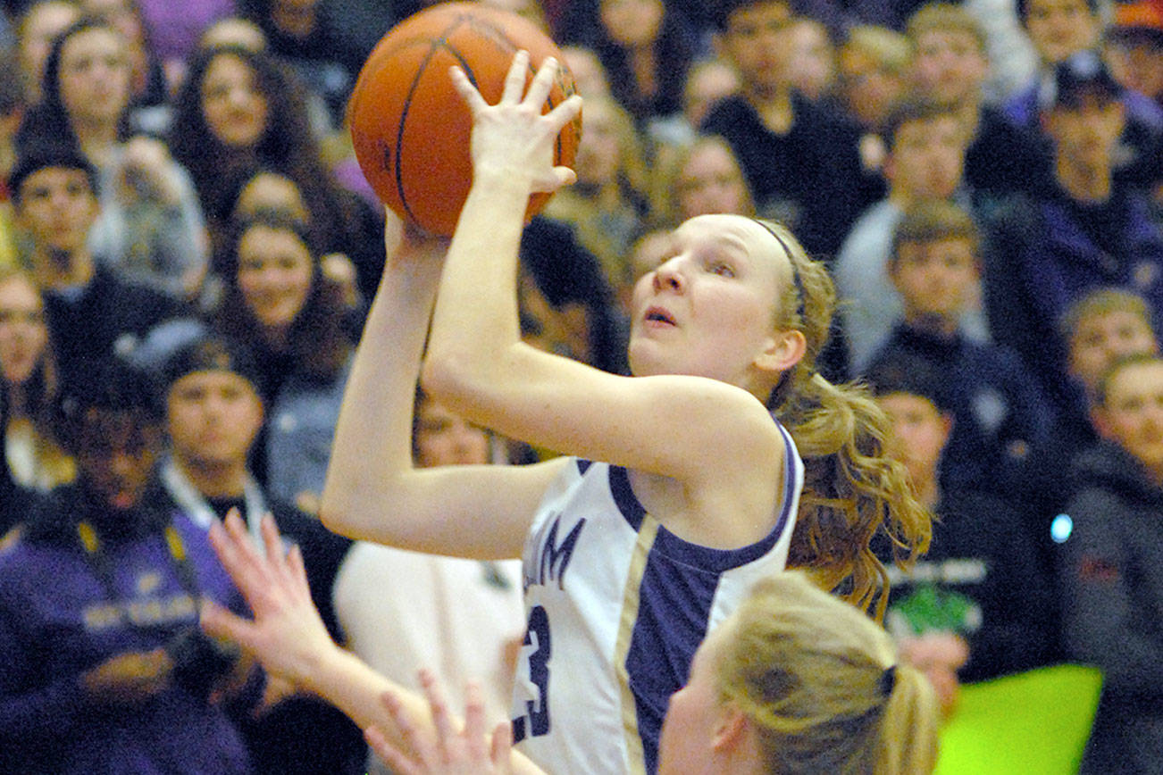 PREP GIRLS BASKETBALL: Roughriders storm past Sequim in second half, lock up championship