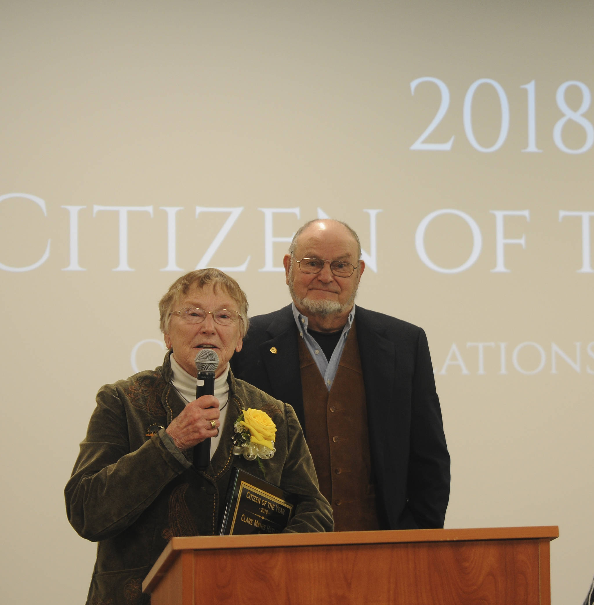 Clare Manis Hatler and Don Hatler accept their 2018 Sequim-Dungeness Valley Citizen of the Year award Tuesday. (Michael Dashiell/Olympic Peninsula News Group)