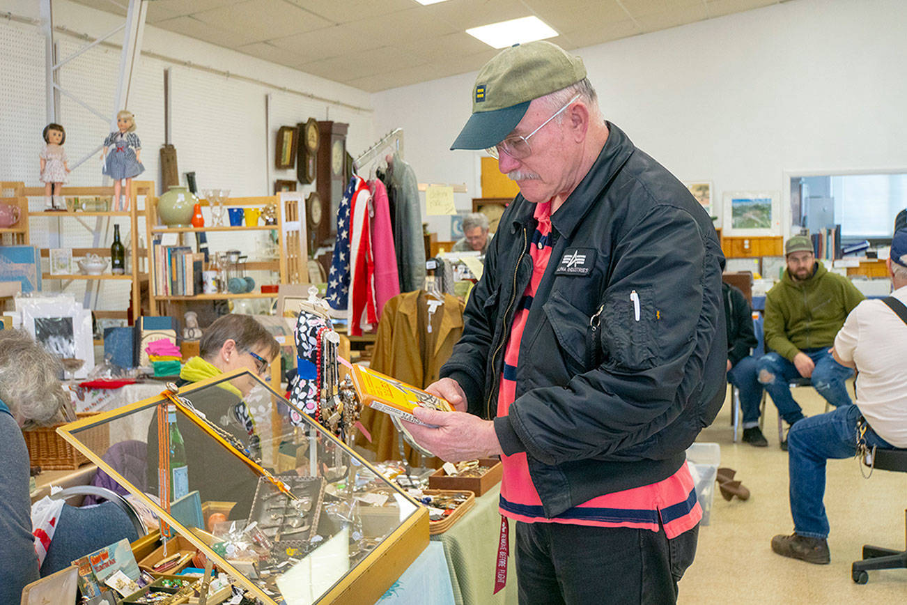 PHOTO: Finding treasures at annual Jefferson County sale