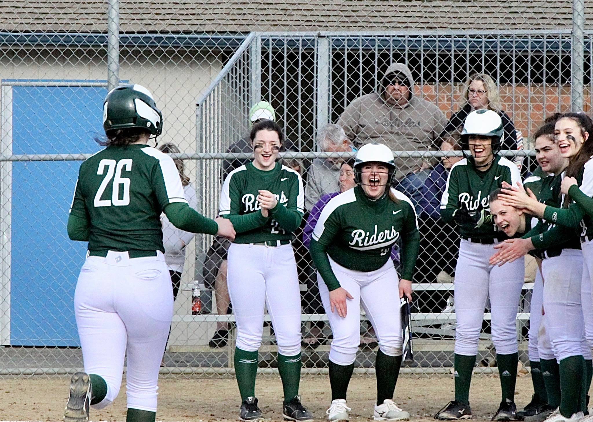 PREP SOFTBALL: Defense, offense, pitching all shine in Port Angeles’ win over Sequim