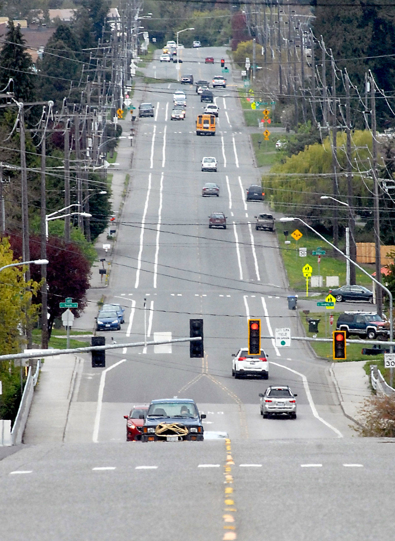 A section of Lauridsen Boulevard from Race Street to Lauridsen Court is slated for improvement this summer, including repaving and reworking of the intersection at Peabody Street. (Keith Thorpe/Peninsula Daily News)