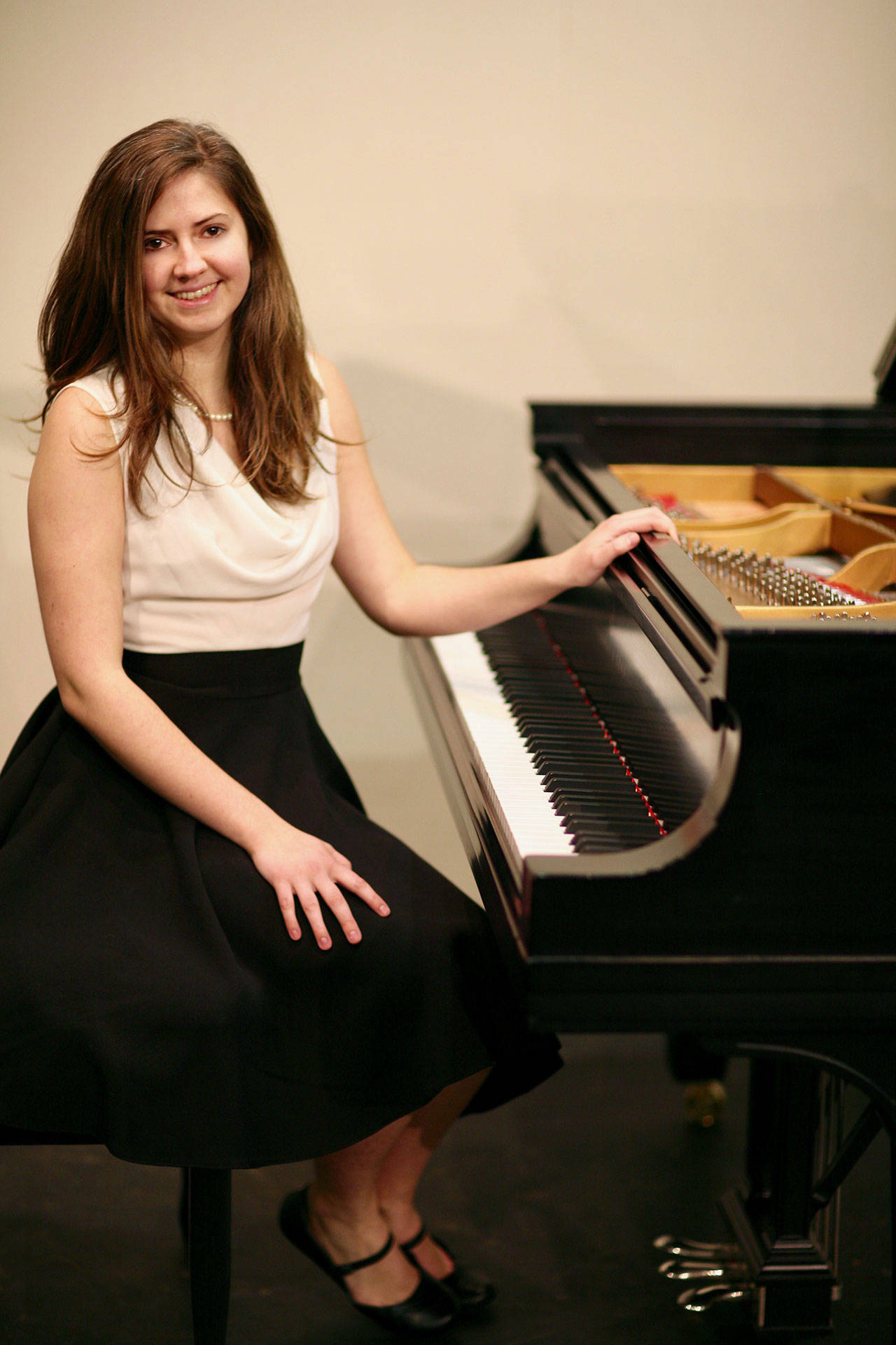 Heidi Fivash, a classical pianist and soprano, performs at 1 p.m. Tuesday at St. Luke’s Episcopal Church’s Music Live at One.