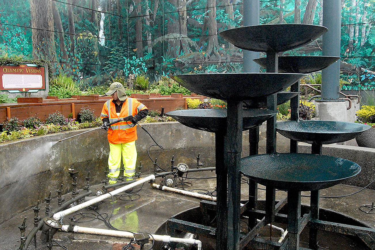 Spring cleaning for Port Angeles fountain