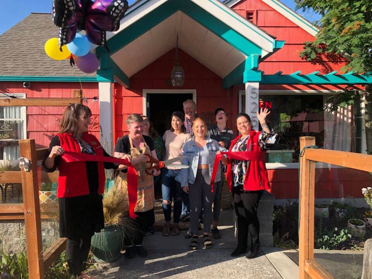 PHOTO: Ribbon-cutting ceremony held for Common Grounds in Port Angeles