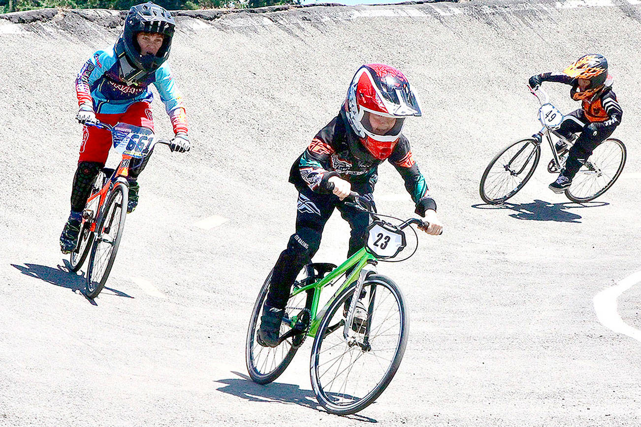 Riders compete in state qualifier at Lincoln Park BMX Track