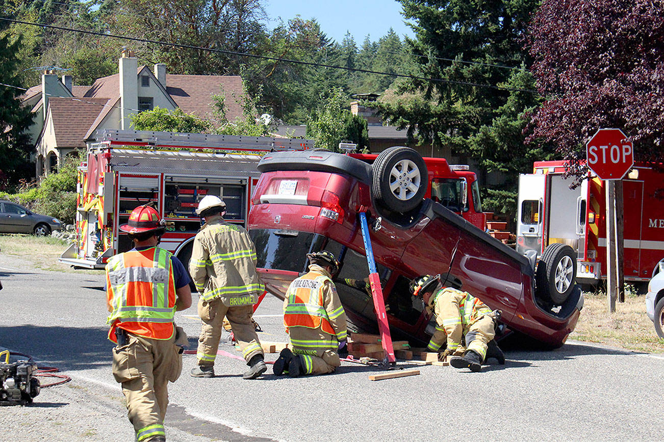 Serious injuries avoided in Port Townsend rollover wreck