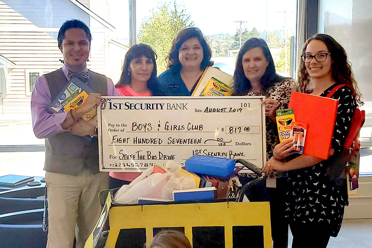 PHOTO: 1st Security Bank donates to Boys and Girls Clubs of the Olympic Peninsula