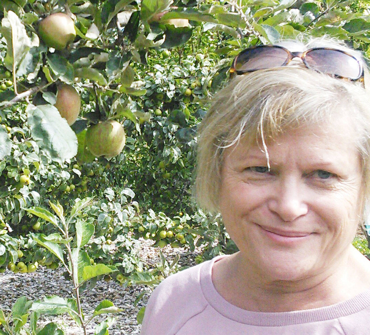 Veteran Master Gardener Valarie Bowers shares her broad gardening knowledge during the September Woodcock Walkabout. (Jan Danford)