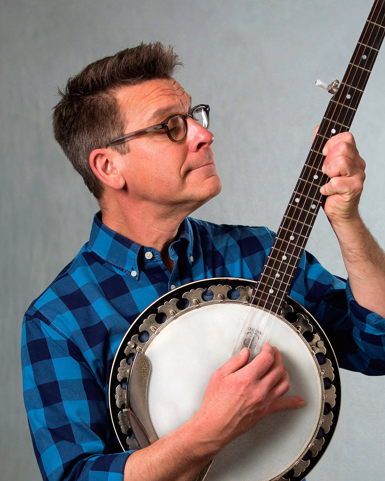 Jim Gill brings “Sing-A-Thon of Celebrated Songs” to libraries on the Olympic Peninsula this month.