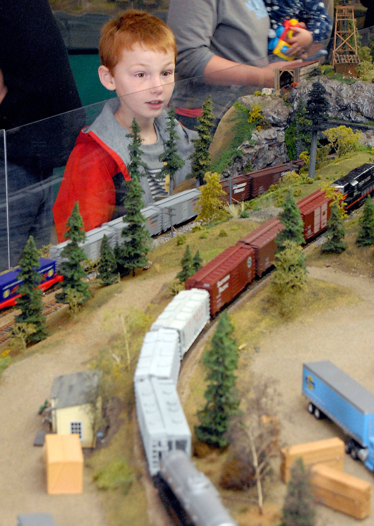 PHOTO: North Olympic Peninsula Railroaders’ train show on track for fun