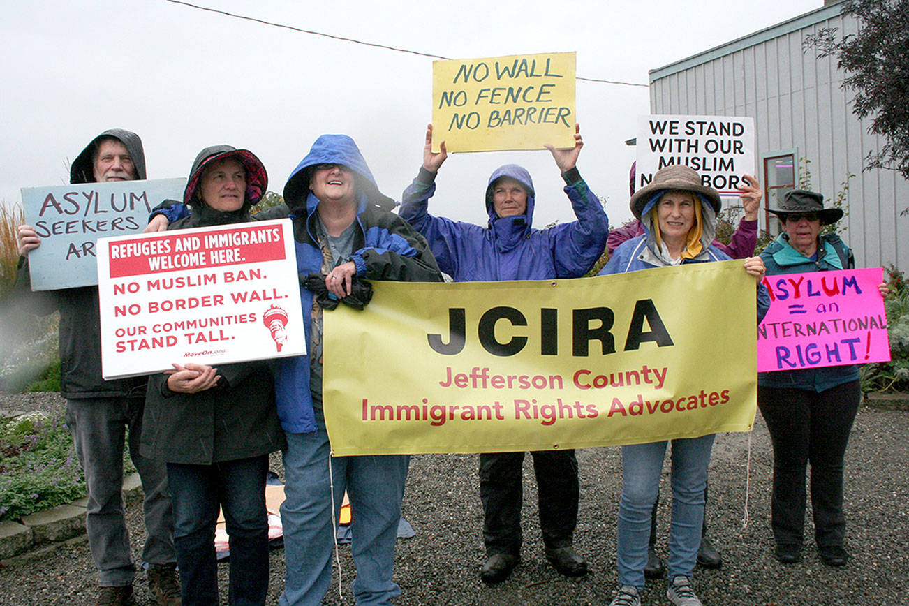 PHOTO: Protest supports No Ban Act