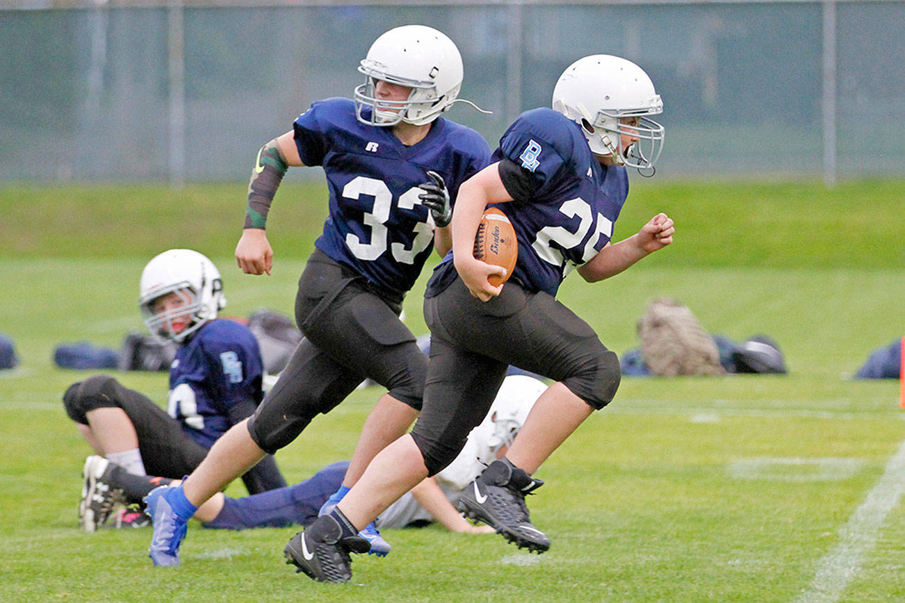 MIDDLE SCHOOL FOOTBALL PHOTO: Port Townsend-Chimacum combine to roll Stevens