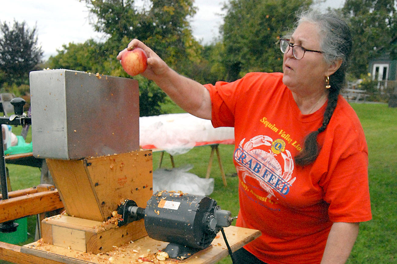 PHOTOS: Apples, apples everywhere at annual Sequim event
