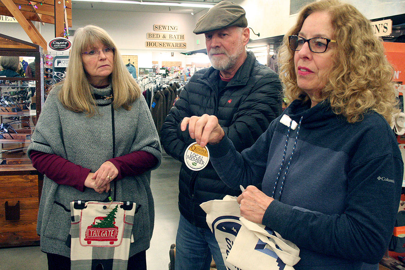Businesses prep for holiday shopping