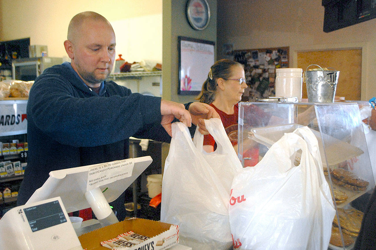 Hardy’s Market in Sequim lends a helping hand
