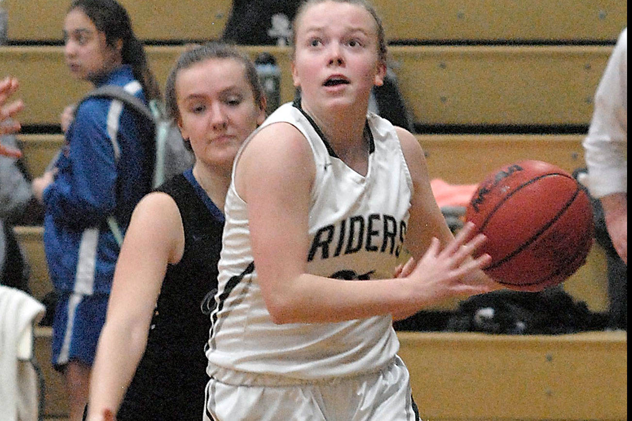 GIRLS BASKETBALL ROUNDUP: Port Angeles can clinch share of league title Tuesday