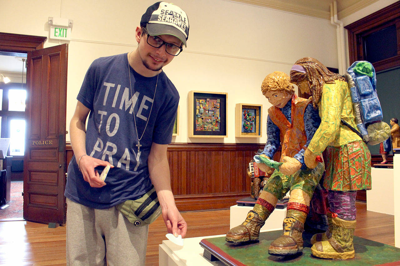 (Zach Jablonski/Peninsula Daily News)