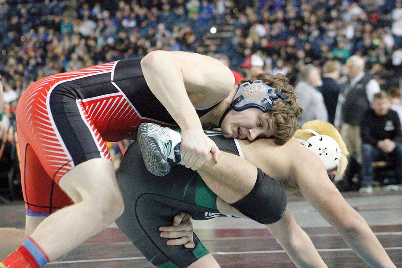 STATE WRESTLING: Port Townsend’s Tracer, Chimacum’s Caldwell make championship finals