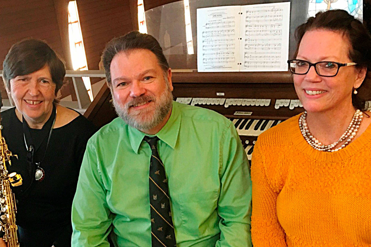 Tom Reis will sing for St. Luke’s Episcopal Church with Debra Soderstrom on saxophone and Cynthia Webster on piano.