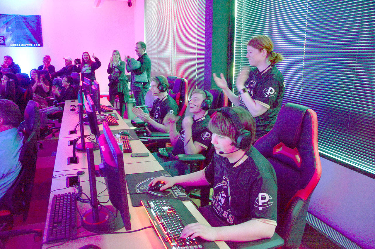 ESPORTS Peninsula College Rocket League team picks up win in front of first audience Peninsula Daily News