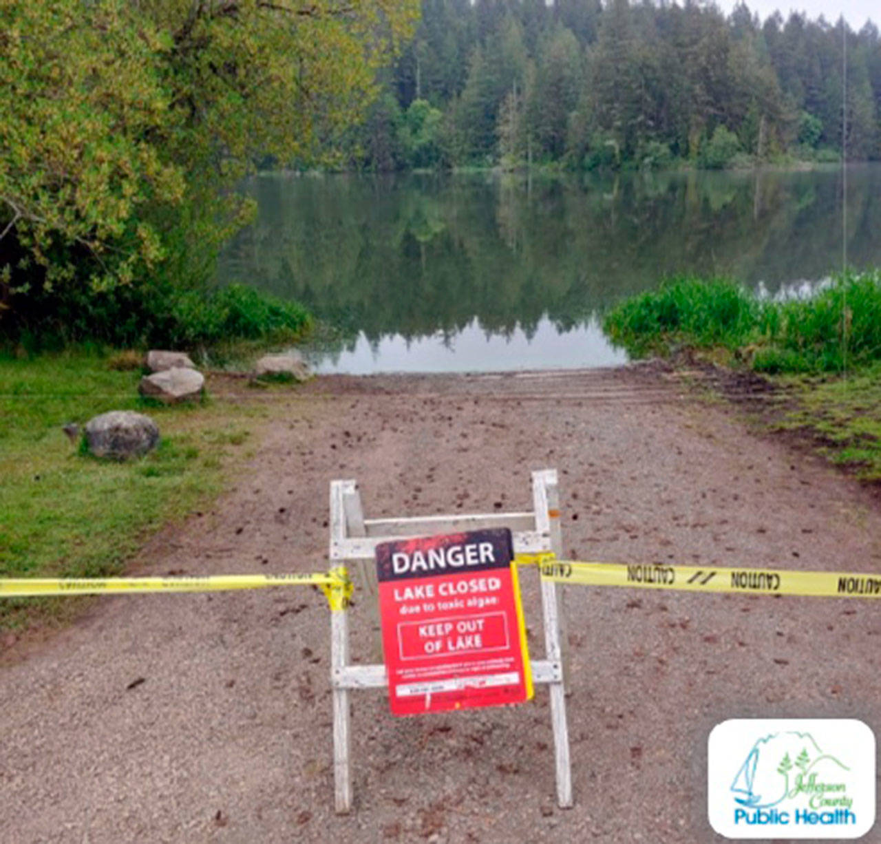 Anderson Lake is closed to fishing and other recreation because of high levels of anatoxin-a, a potent nerve poison.