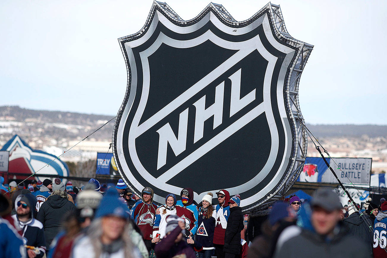 HOCKEY: NHL looking at returning with 24-team playoff