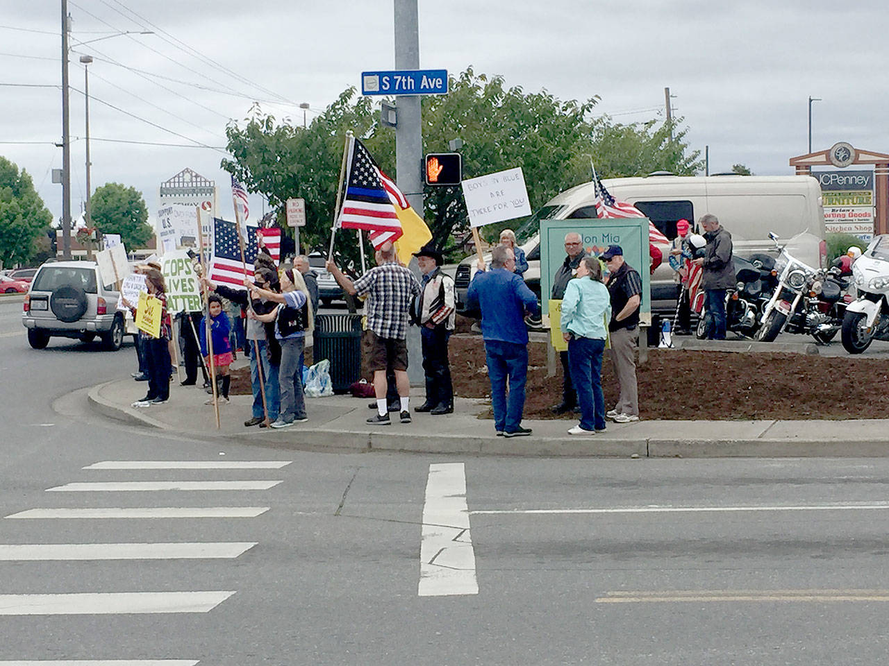 Back the Blue Rally held in Sequim