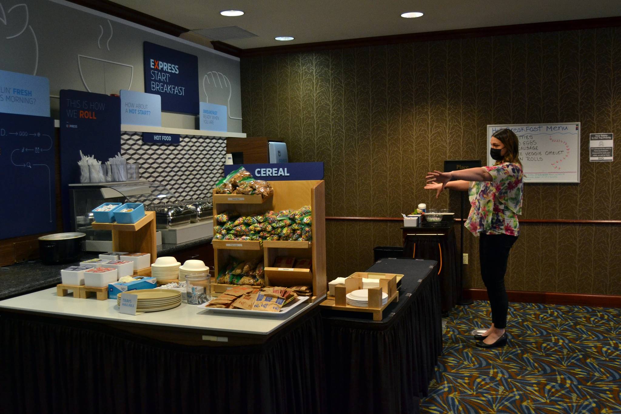 Holiday Inn Express owner seeks chapter 11 bankruptcy to keep hotel