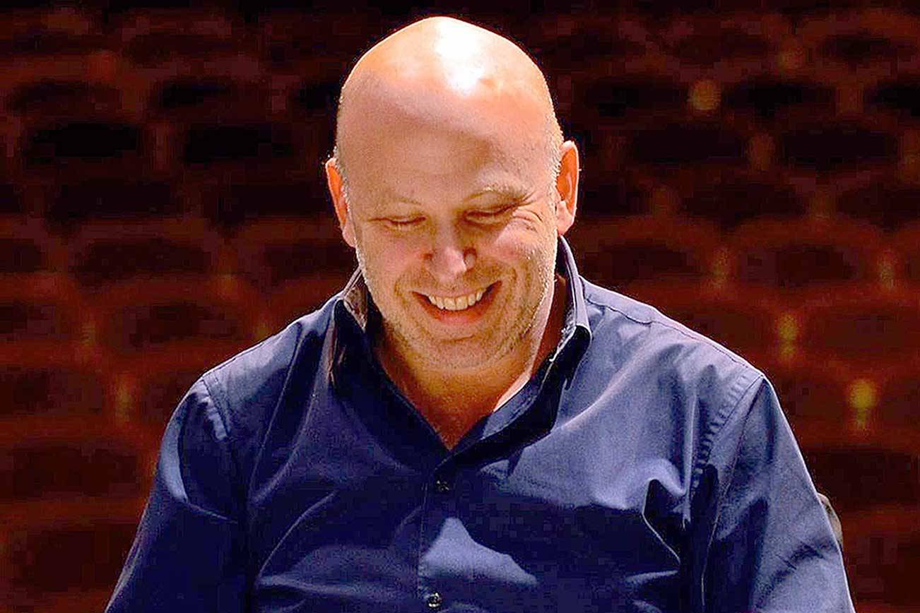 Port Angeles Symphony music director and conductor Jonathan Pasternack will don a face mask for this week’s rehearsals. (Diane Urbani de la Paz/for Peninsula Daily News)
