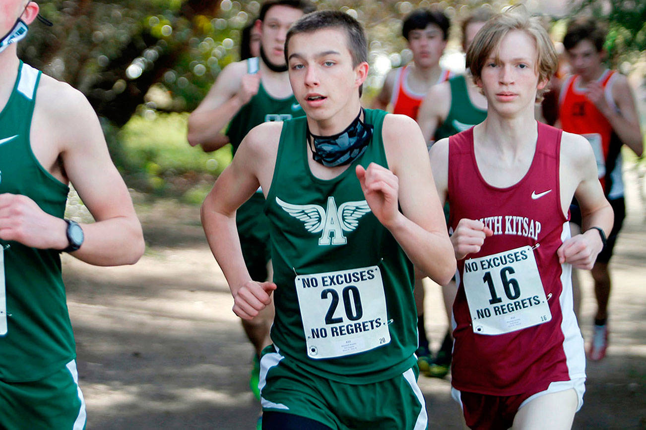 Maxwell Baeder, Port Angeles (to his right is Brennan Koontz of South Kitsap)