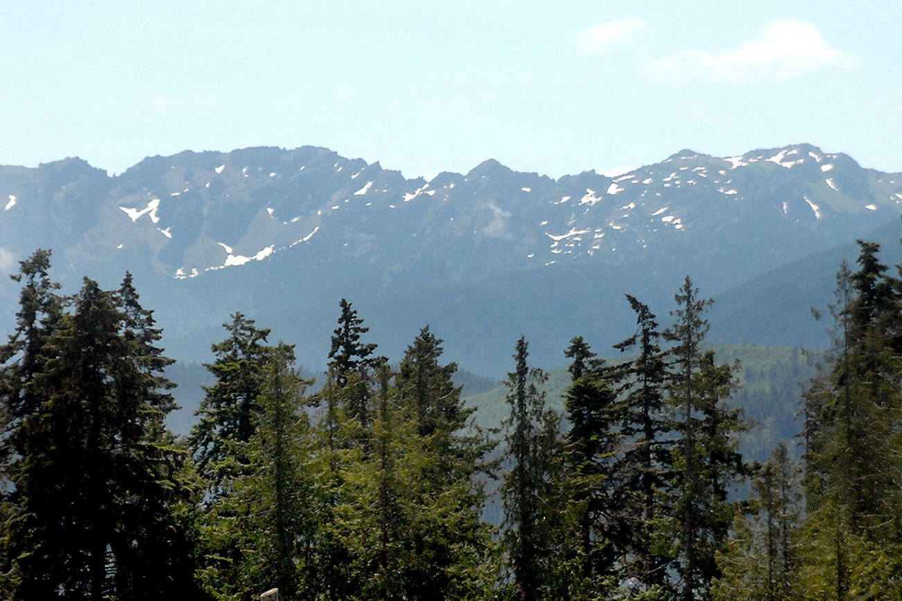 Klahhane Ridge south of Port Angeles is shown Thursday with little snow on the north face. (Keith Thorpe/Peninsula Daily News)