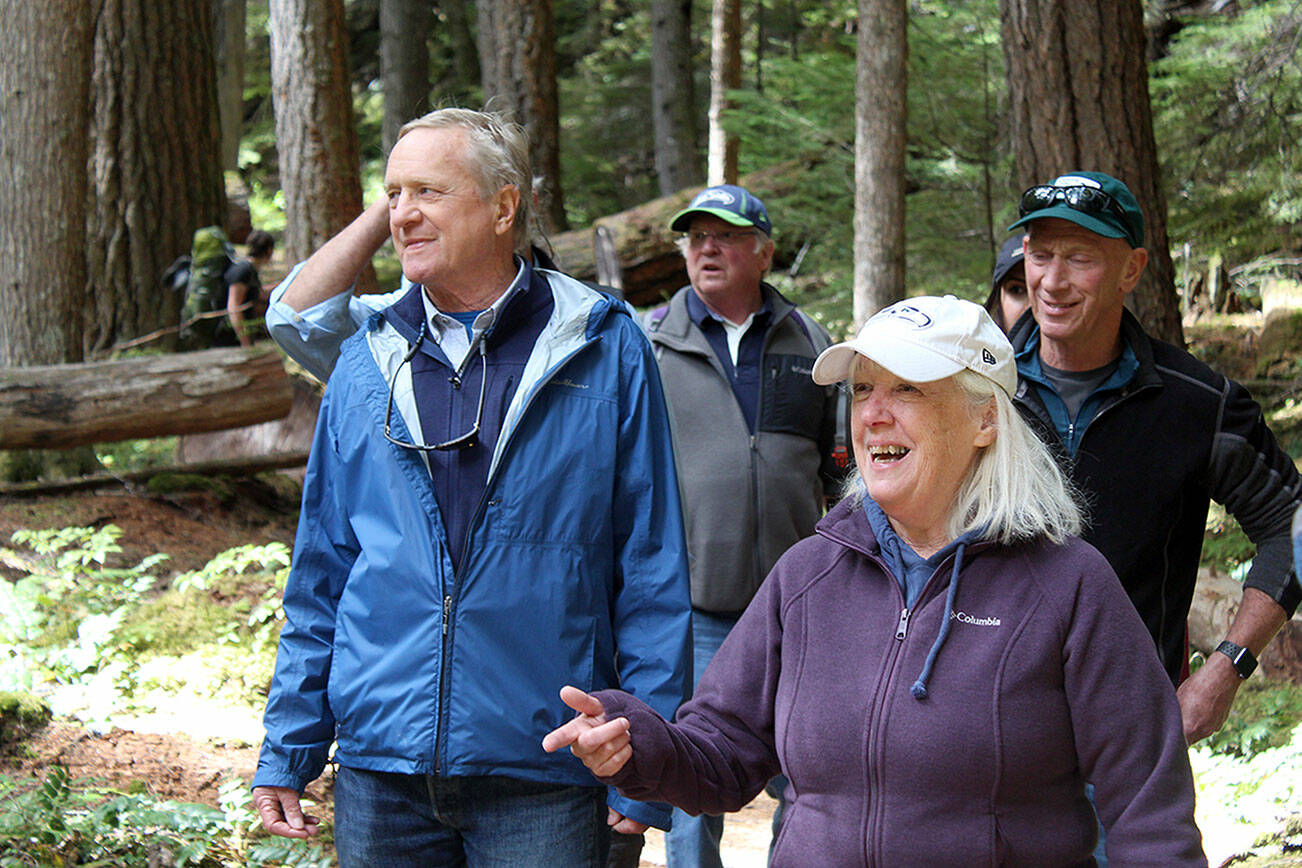 U.S. Senator Patty Murray (D-WA) joined State Rep. Steve Tharinger (D-Port Townsend), salmon and steelhead guide Ashley Nichole Lewis, President of Taylor Shellfish Company Bill Taylor and conservationist Tim McNulty for a hike in Olympic National Forest to discuss her Wild Olympics Wilderness & Wild and Scenic Rivers Act.