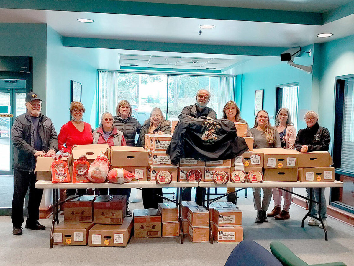 Sequim Elks Lodge delivers meals Peninsula Daily News