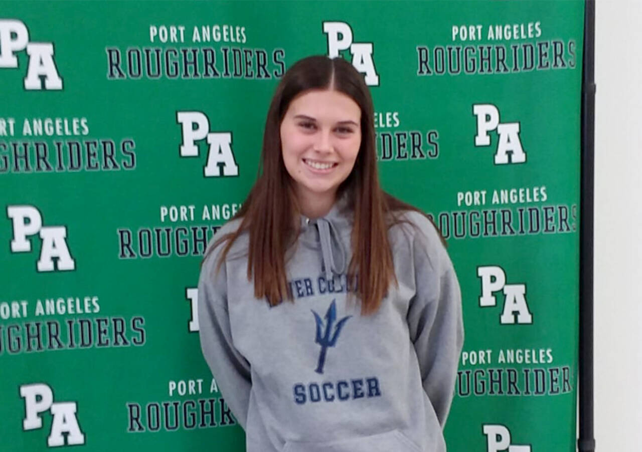 Port Angeles Roughrider Bailee Larson signed to play soccer at Lower Columbia College. (Pierre LaBossiere/Peninsula Daily News)