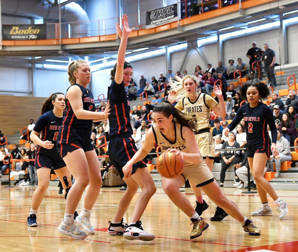 NWAC WOMEN’S BASKETBALL CHAMPIONSHIP A dagger at the buzzer breaks the Pirates’ hearts
