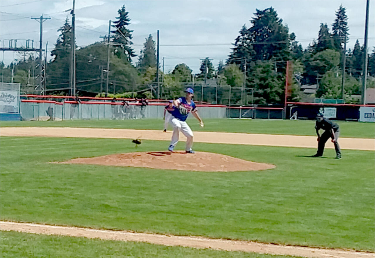 Port Angeles Lefties’ pitcher Andrew Hauck delivers a pitch in the second inning Sunday at Civic Field in Port Angeles. (Pierre LaBossiere/Peninsula Daily News)