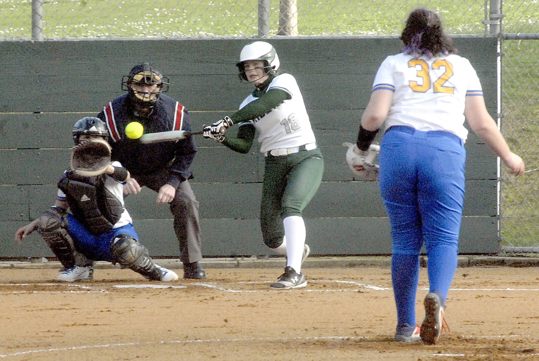 Keith Thorpe/Peninsula Daily News
Port Angeles' Lily Halberg bats in the first inning as Bremerton catcher Attianna Cabato waits for the delivery from pitcher Brooke Baker on Tuesday in Port Angeles.