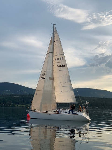 Wind Child, skippered by Rudy Heessels, one of the perennial participants in the annual Reach and Row for Hospice, competes in a Duck Dodge race in August. Heessels’ crew in this race included Charlie Roberts, Mylo Hauptli and Leon Skerbeck. (Fran Thompson)