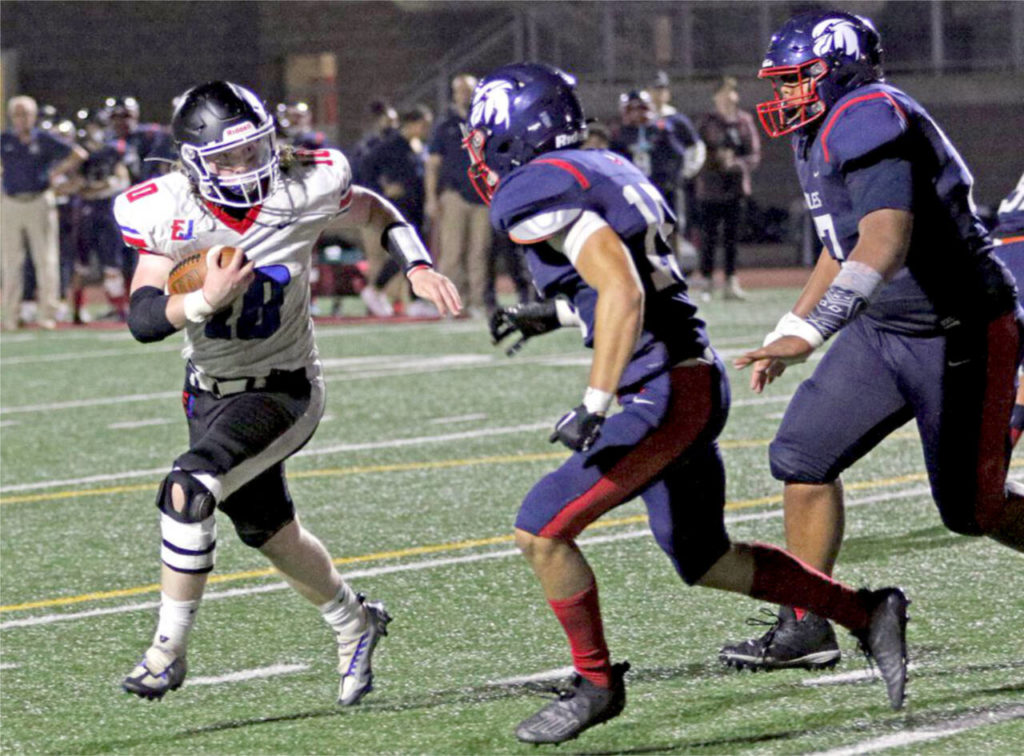 PREP FOOTBALL ROUNDUP (Updated) Neah Bay, East Jefferson win big