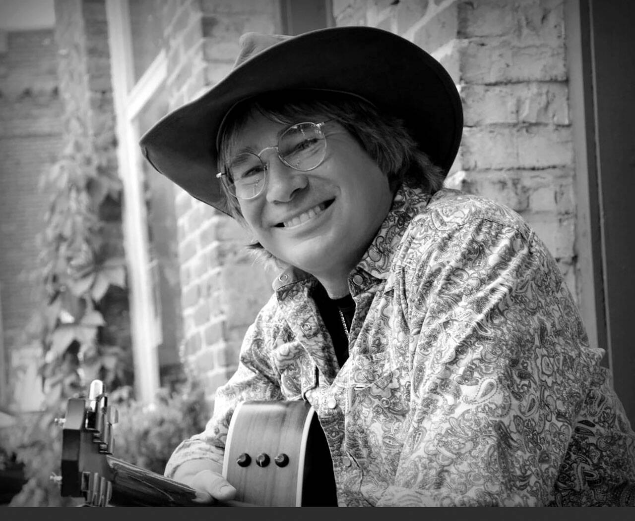 Ted Vigil brings a tribute to John Denver to Port Angeles.