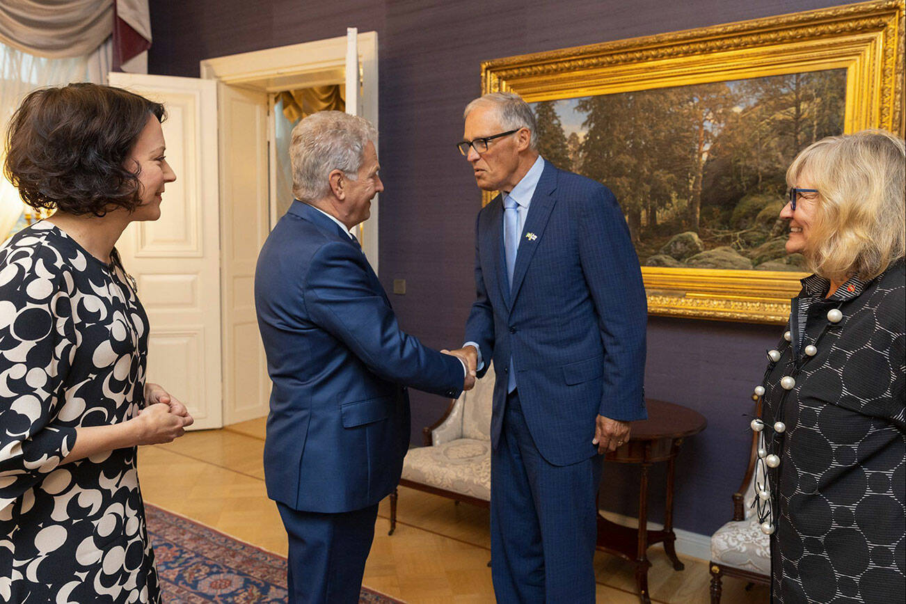 Finnish President Sauli Niinistö and his wife, Jenni Haukio, left, meet Gov. Jay Inslee and Trudi Inslee, during the governor's visit to Finland on Sep. 14, 2022. (Courtesy of the Office of the Governor)