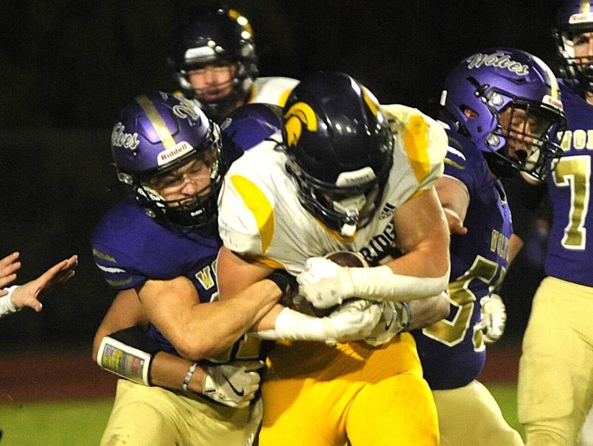 PREP FOOTBALL ROUNDUP (Updated) Forks, Neah Bay both win big