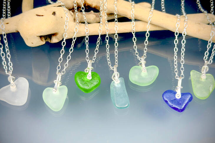 Paintings, jewelry to be on display during art walk