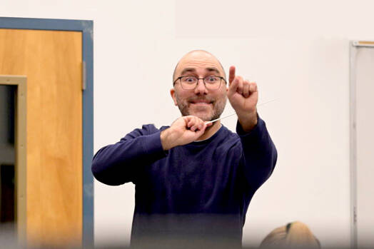 Tigran Arakelyan will conduct a concert by the Port Townsend Symphony Orchestra at Chimacum High School on Sunday.