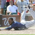 Mariners make roster moves