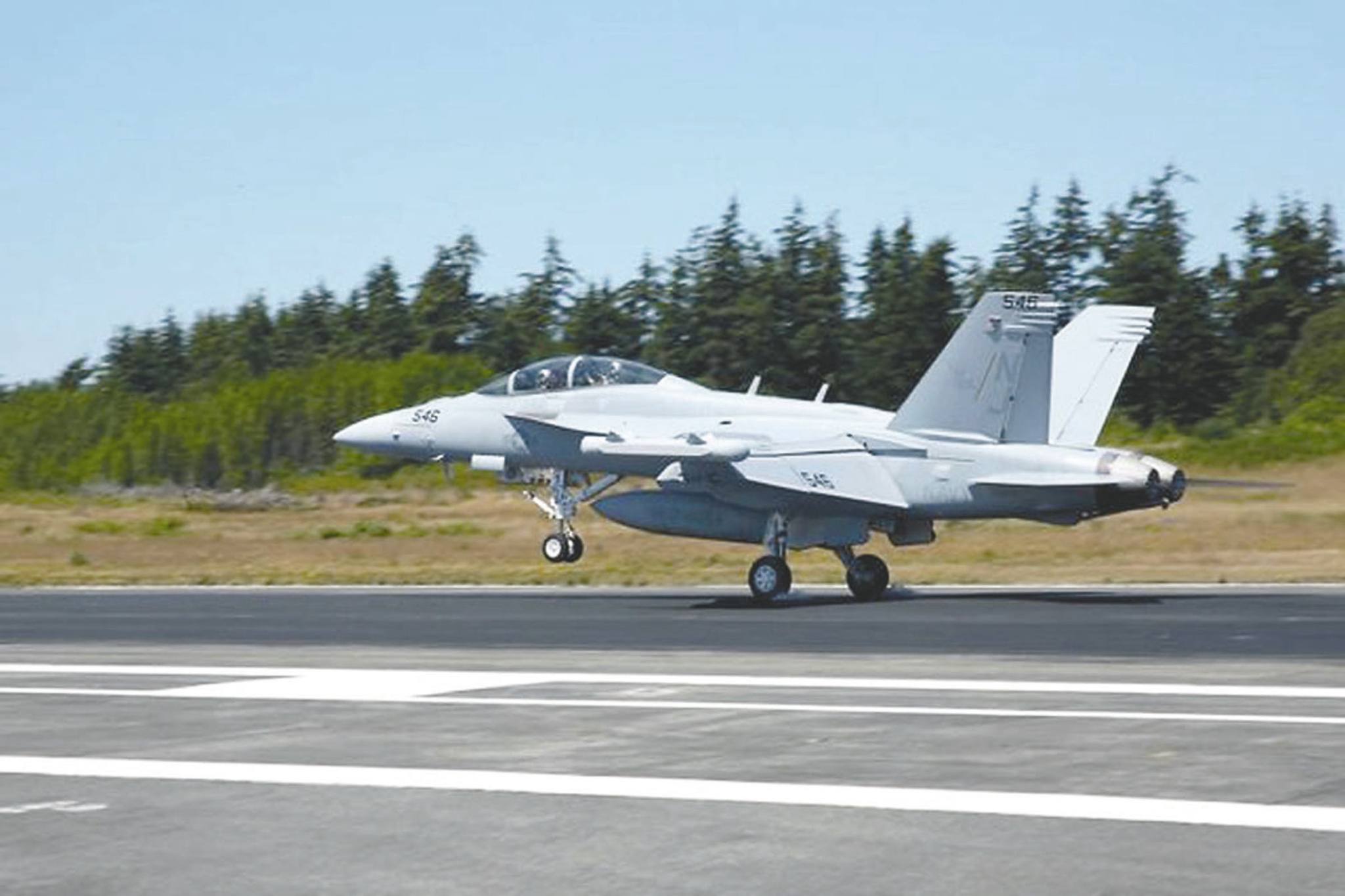 U.S. Navy An EA-18G Growler assigned to Electronic Attack Squadron (VAQ) 129 lands on Naval Air Station Whidbey Island&rsquo;s Ault Field. (U.S. Navy)