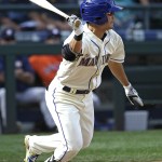 Seattle Mariners&rsquo; Norichika Aoki singles against the Houston Astros in the sixth inning of a baseball game Sunday, Sept. 18, 2016, in Seattle. (AP Photo/Elaine Thompson)
