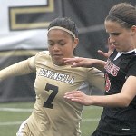 COLLEGE SOCCER: Perez boots Peninsula women past Everett; PC men win big